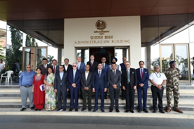 DP WORLD REAFFIRMS LONG-TERM PARTNERSHIP WITH INDIA AS EXECUTIVE CHAIRMAN H.E. ESSA KAZIM MAKES FIRST VISIT  DP WORLD REAFFIRMS LONG-TERM PARTNERSHIP WITH INDIA AS EXECUTIVE CHAIRMAN H.E. ESSA KAZIM MAKES FIRST VISIT DP World 1