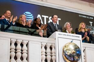 GoDaddy Brings ‘Ink Your Link’ Campaign to NYC: NYSE Content Update  GoDaddy Brings ‘Ink Your Link’ Campaign to NYC: NYSE Content Update NYSE ATT 300x200